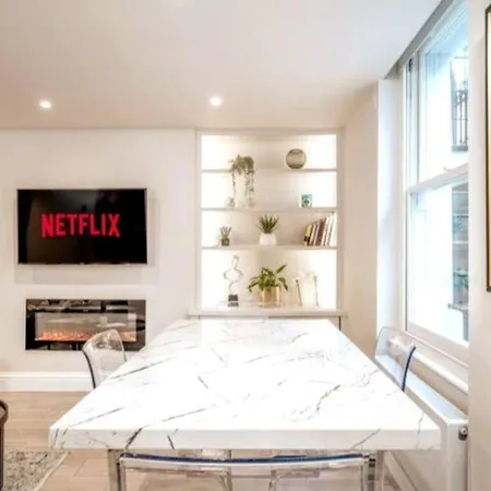 Niru Experience Jewel Of Ifield Road Apartment London Exterior photo